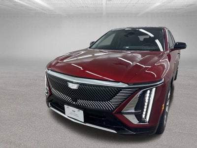 2025 Cadillac LYRIQ Luxury 3