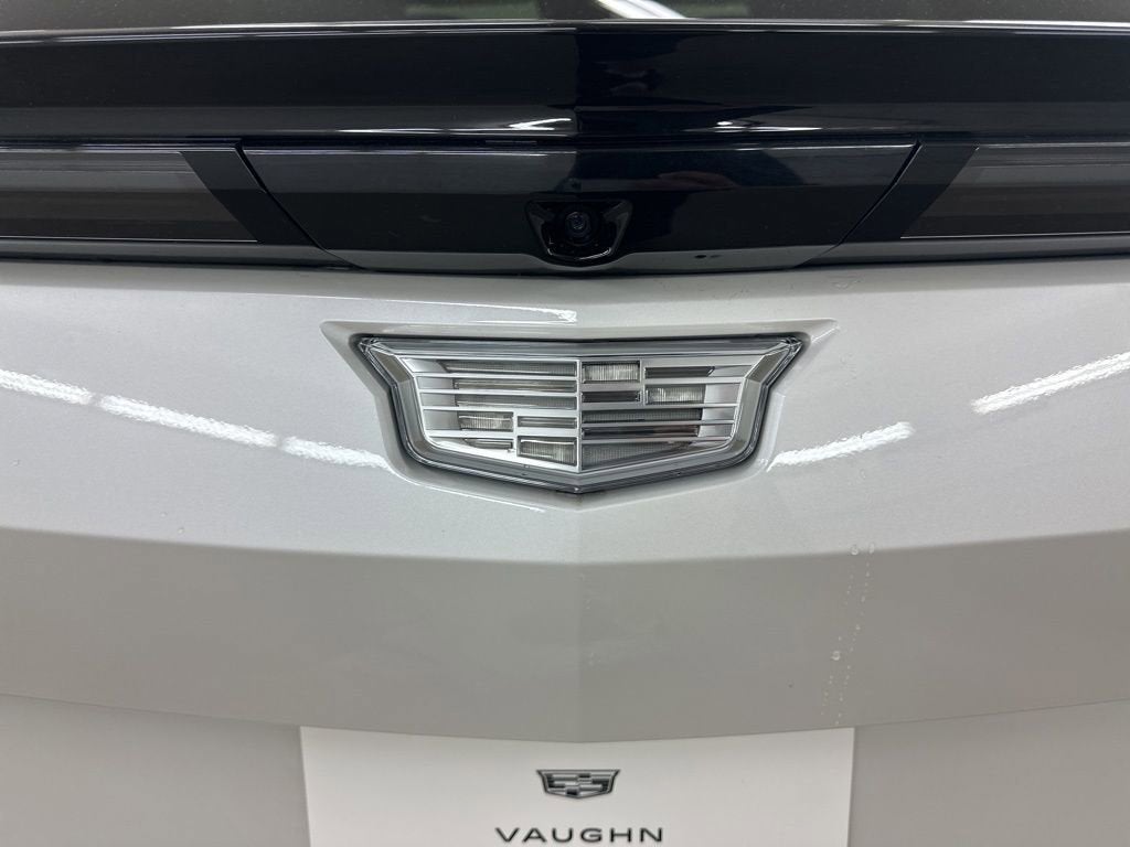 2025 Cadillac LYRIQ Luxury 3