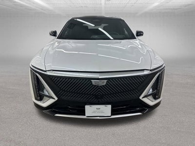 2025 Cadillac LYRIQ Luxury 3