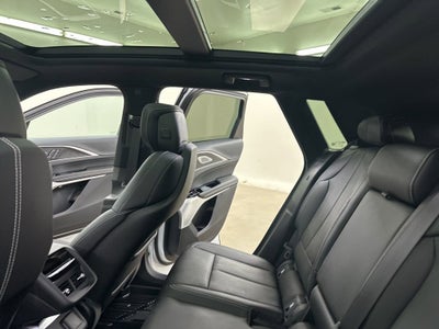 2025 Cadillac LYRIQ Luxury 3