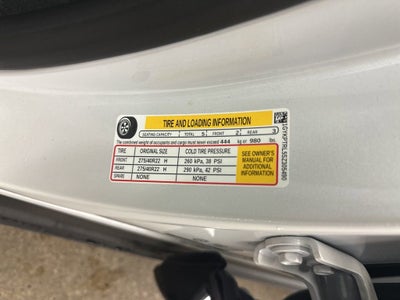 2025 Cadillac LYRIQ Luxury 3