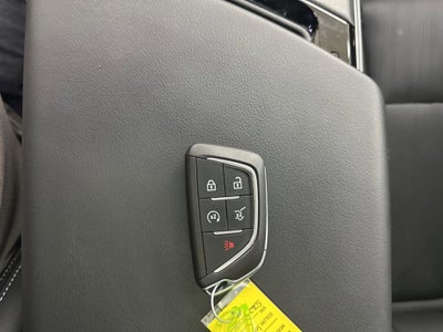 2025 Cadillac LYRIQ Luxury 3