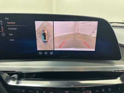 2025 Cadillac LYRIQ Luxury 3