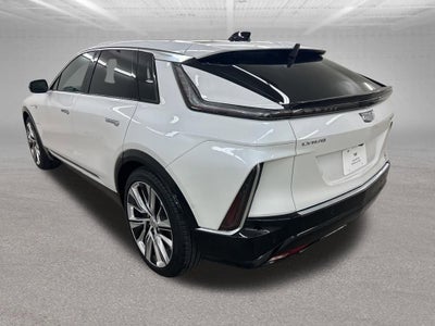 2025 Cadillac LYRIQ Luxury 3
