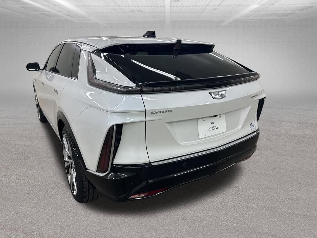 2025 Cadillac LYRIQ Luxury 3