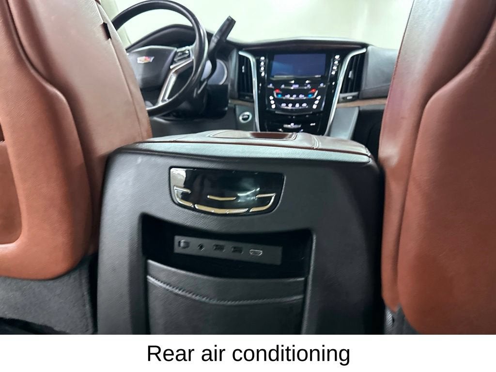 2019 Cadillac Escalade Luxury