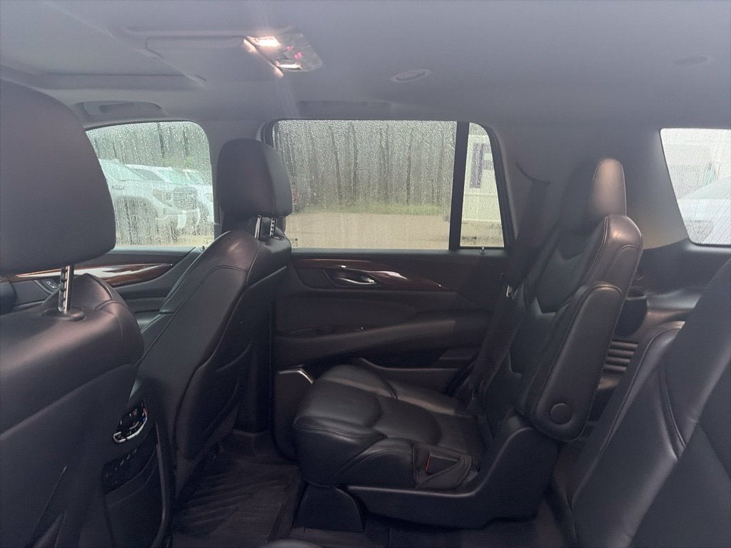 2019 Cadillac Escalade Luxury