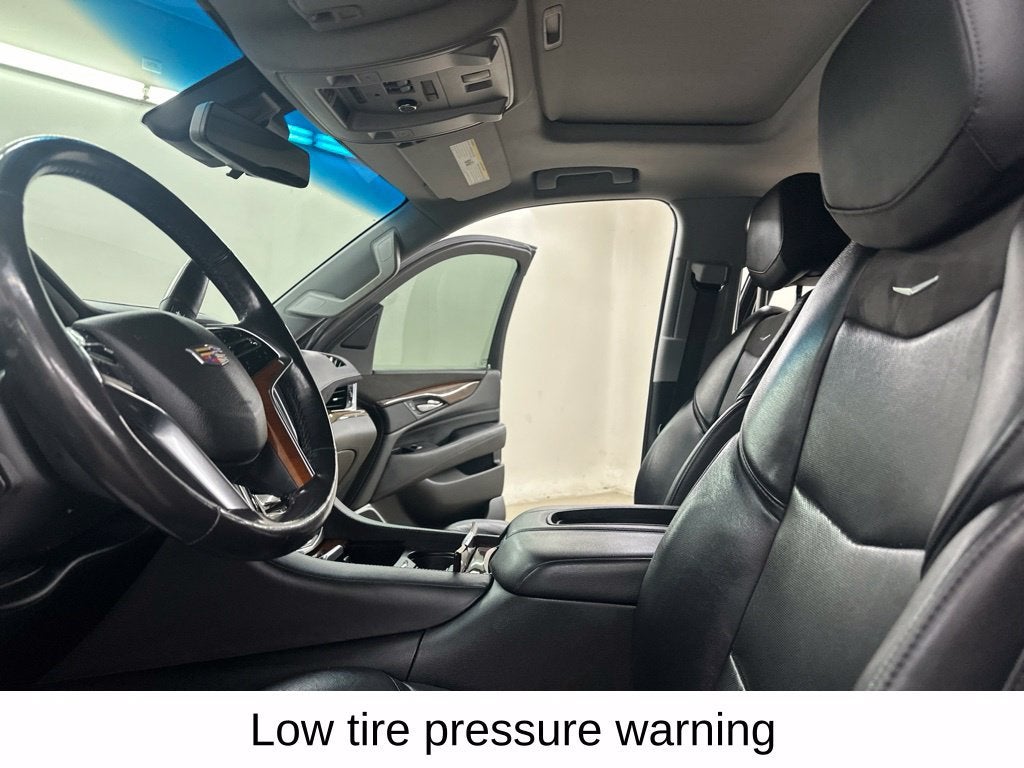 2019 Cadillac Escalade Luxury