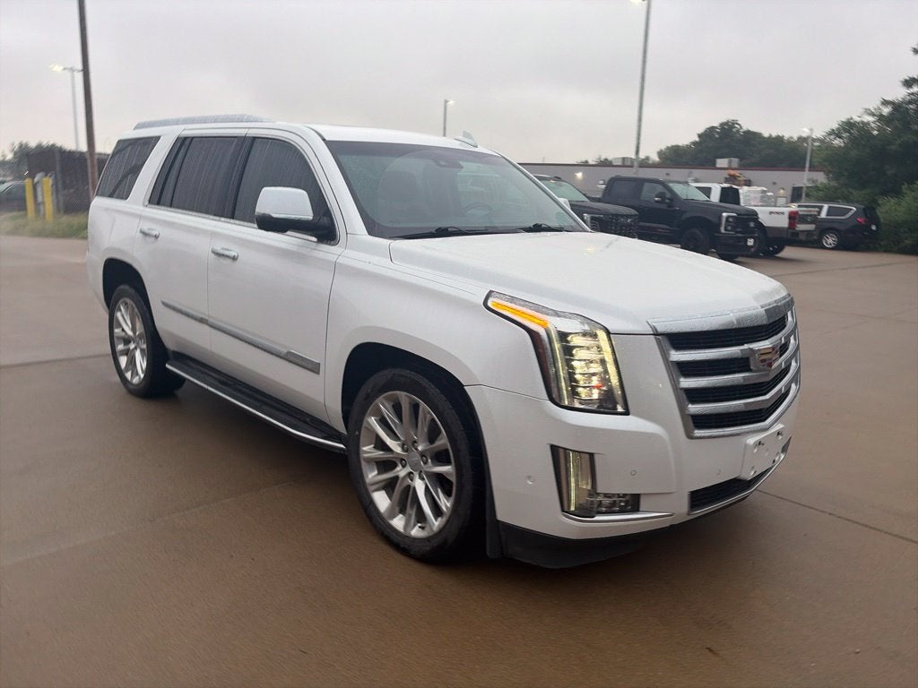 2019 Cadillac Escalade Luxury