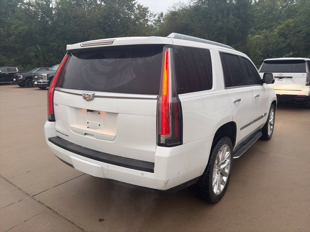 2019 Cadillac Escalade Luxury