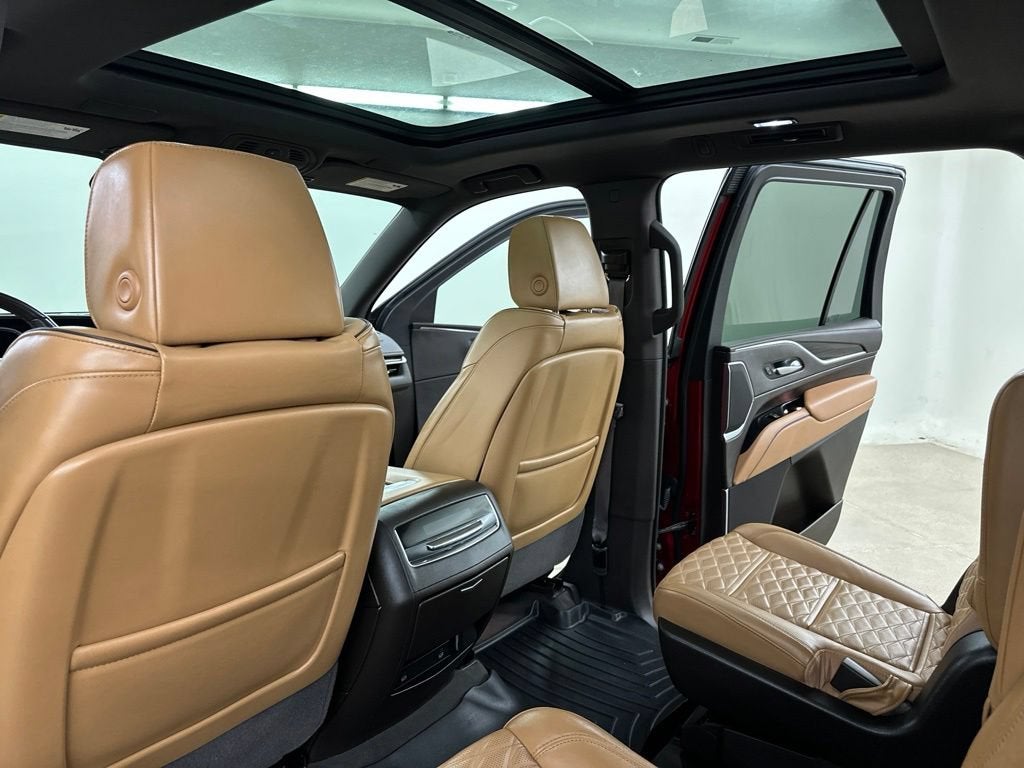2023 Cadillac Escalade Sport