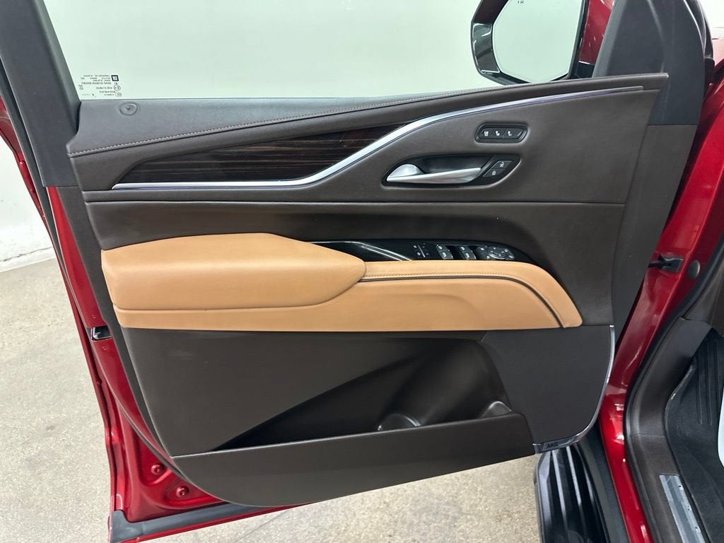 2023 Cadillac Escalade Sport