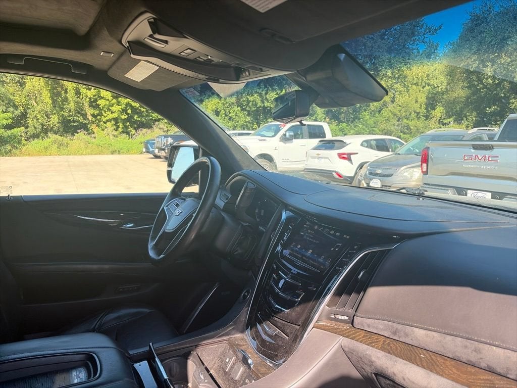 2017 Cadillac Escalade ESV Platinum