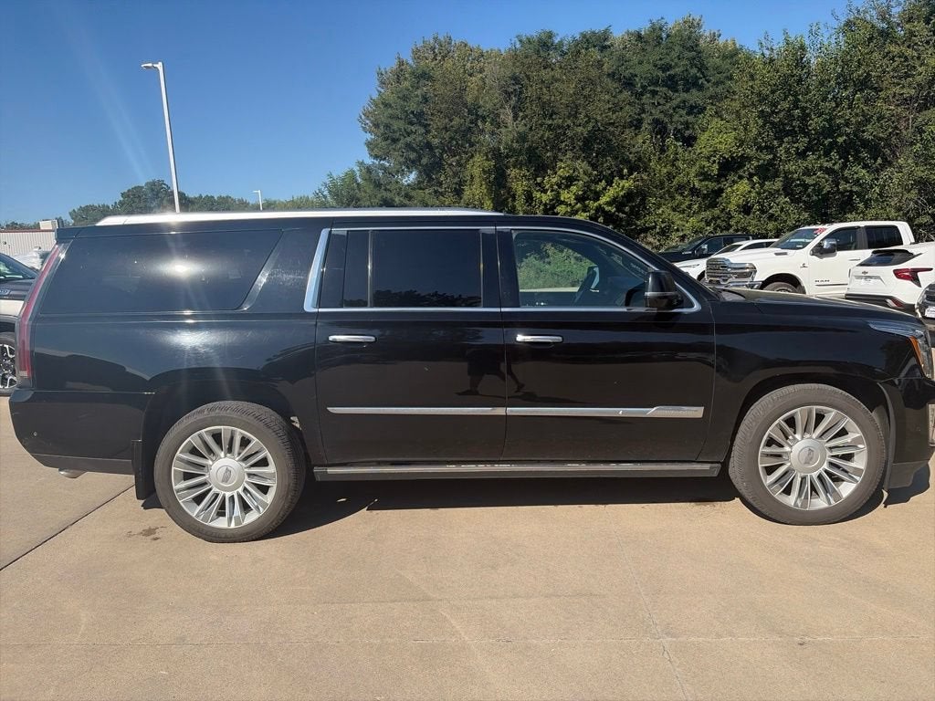 2017 Cadillac Escalade ESV Platinum