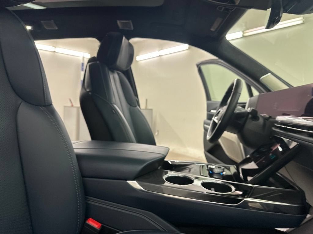 2025 Cadillac ESCALADE IQ Sport 2