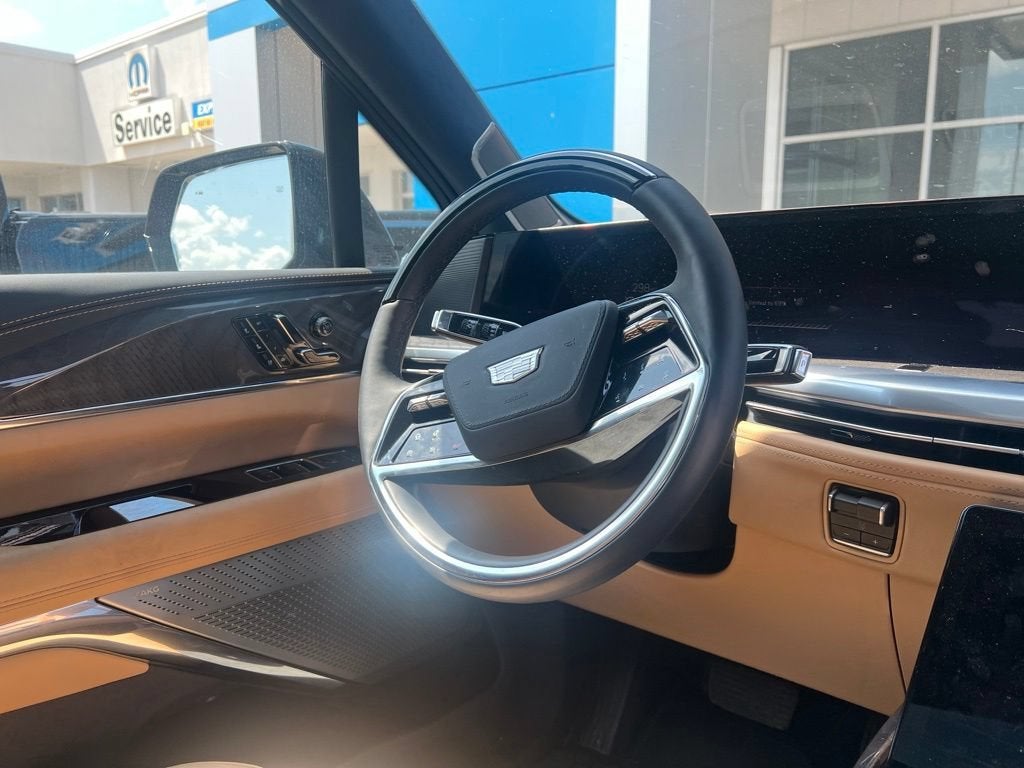 2025 Cadillac ESCALADE IQ Sport 2