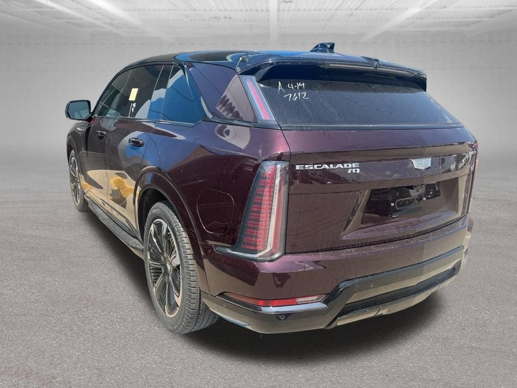 2025 Cadillac ESCALADE IQ Sport 2