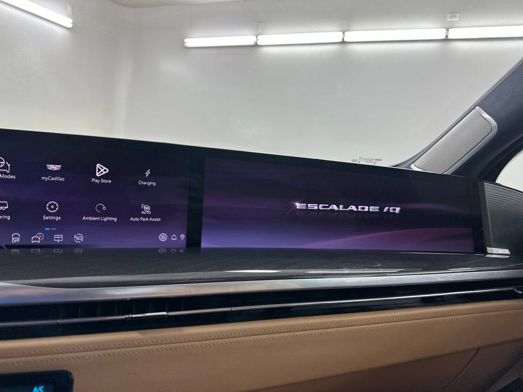 2025 Cadillac ESCALADE IQ Sport 2