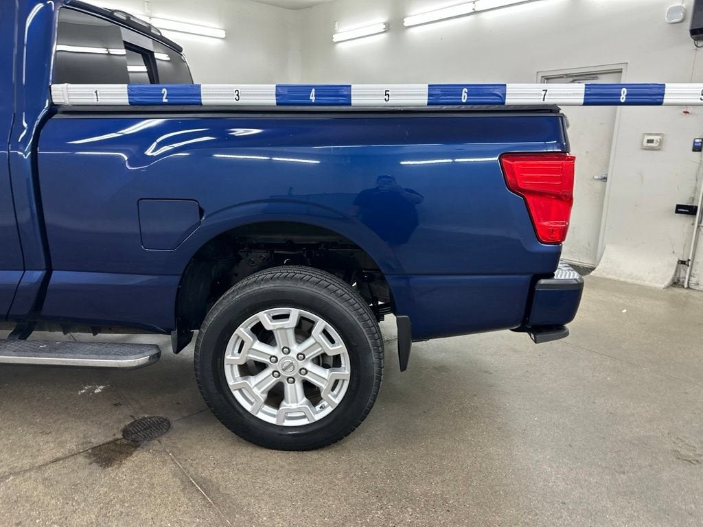 2017 Nissan Titan XD SV