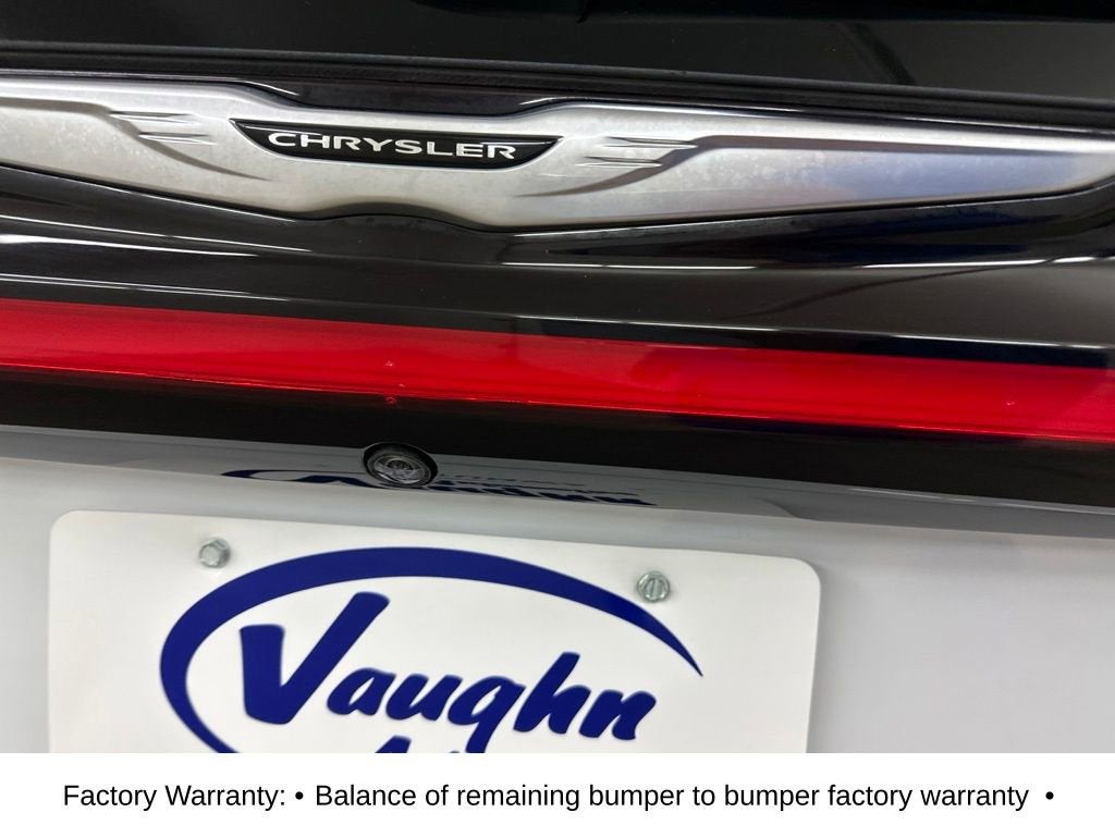 2025 Chrysler Pacifica Select
