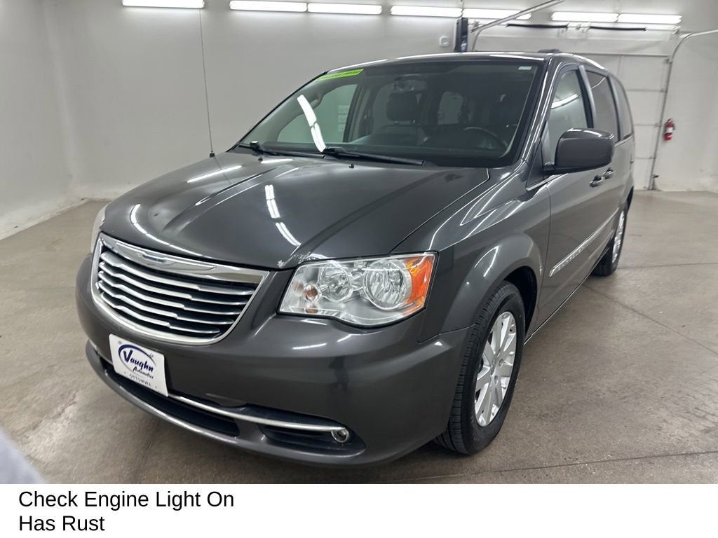 2016 Chrysler Town & Country Touring