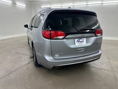 2020 Chrysler Pacifica Touring L Plus