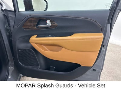 2023 Chrysler Pacifica Pinnacle