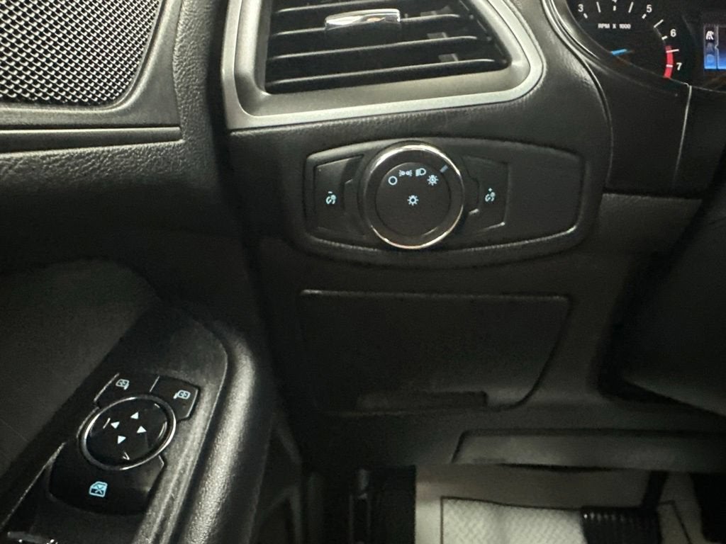 2018 Ford Edge SE