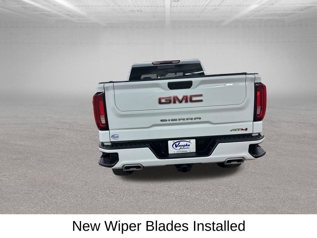 2022 GMC Sierra 1500 Limited AT4