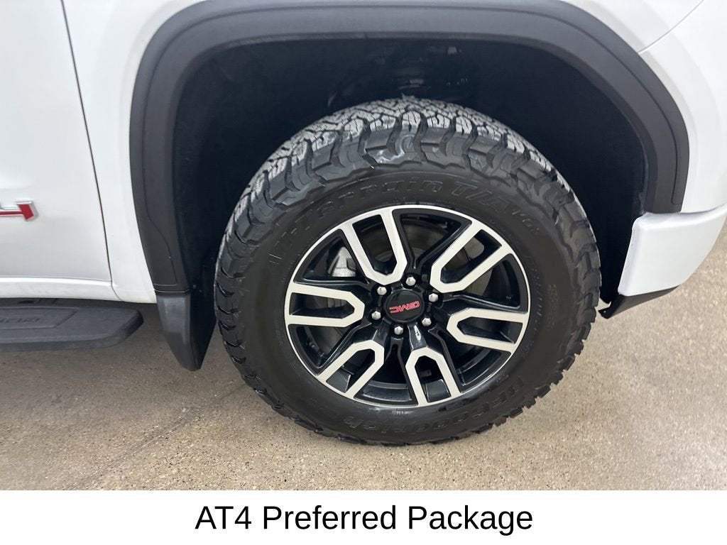 2022 GMC Sierra 1500 Limited AT4