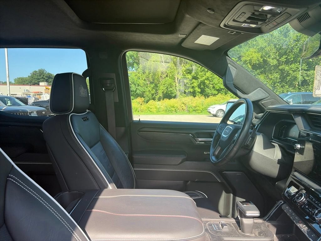 2023 GMC Sierra 1500 AT4X