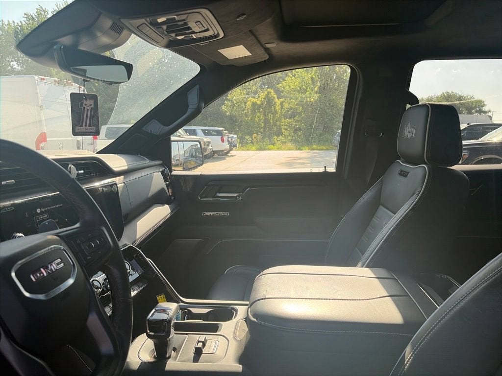 2023 GMC Sierra 1500 AT4X