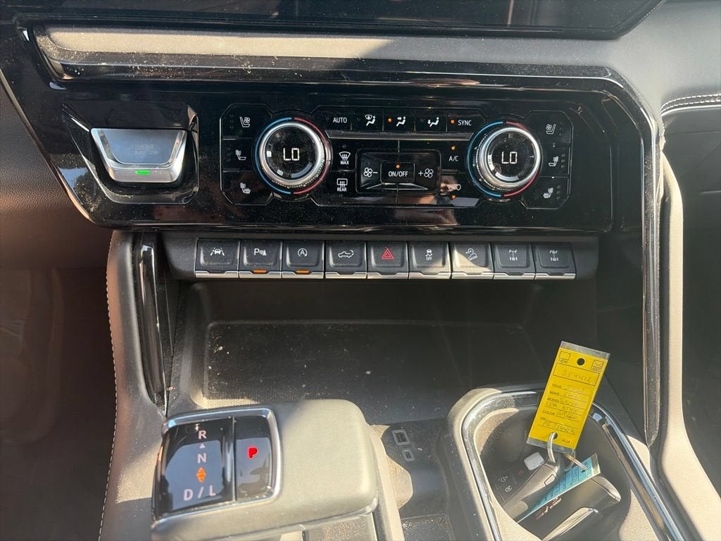 2023 GMC Sierra 1500 AT4X