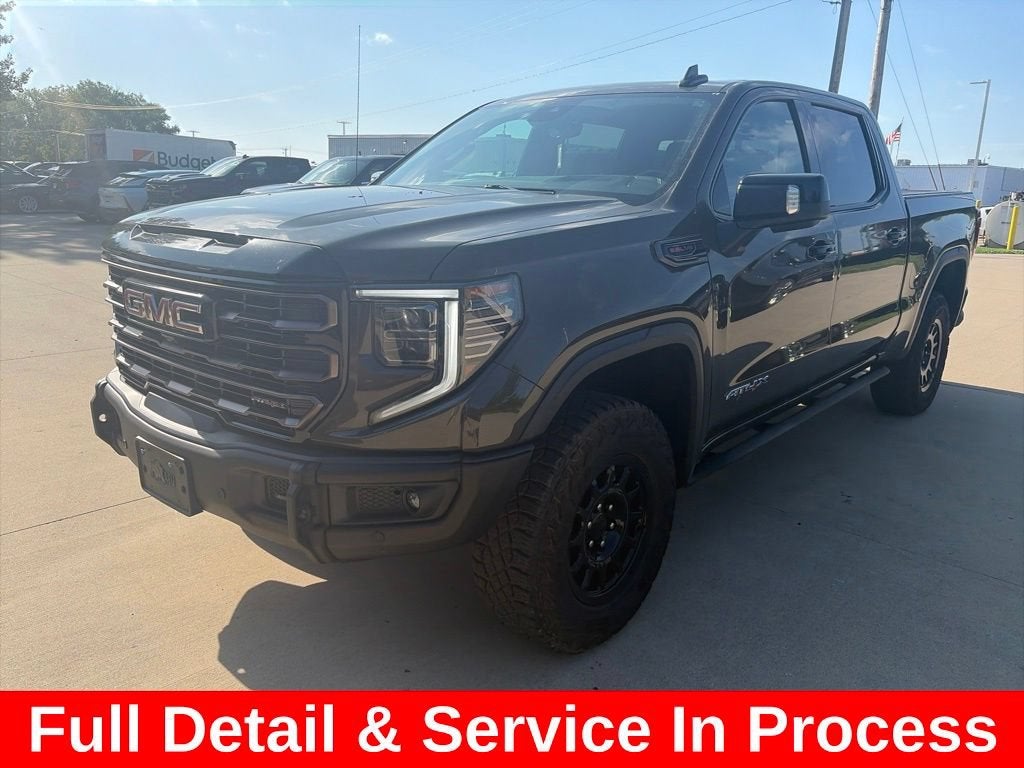 2023 GMC Sierra 1500 AT4X