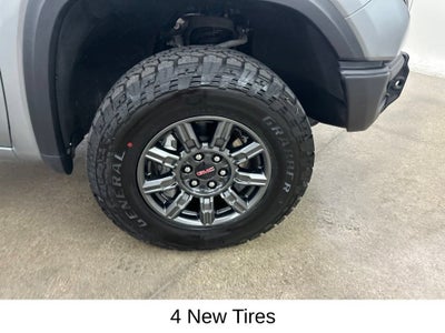 2024 GMC Sierra 1500 AT4X