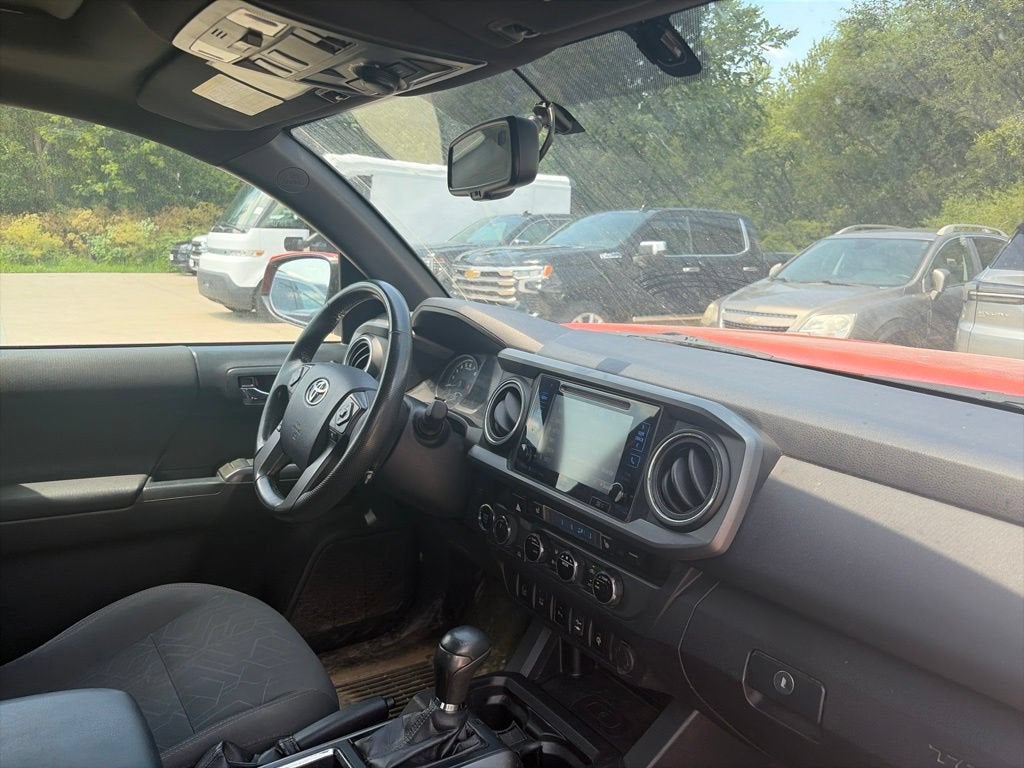 2016 Toyota Tacoma SR5