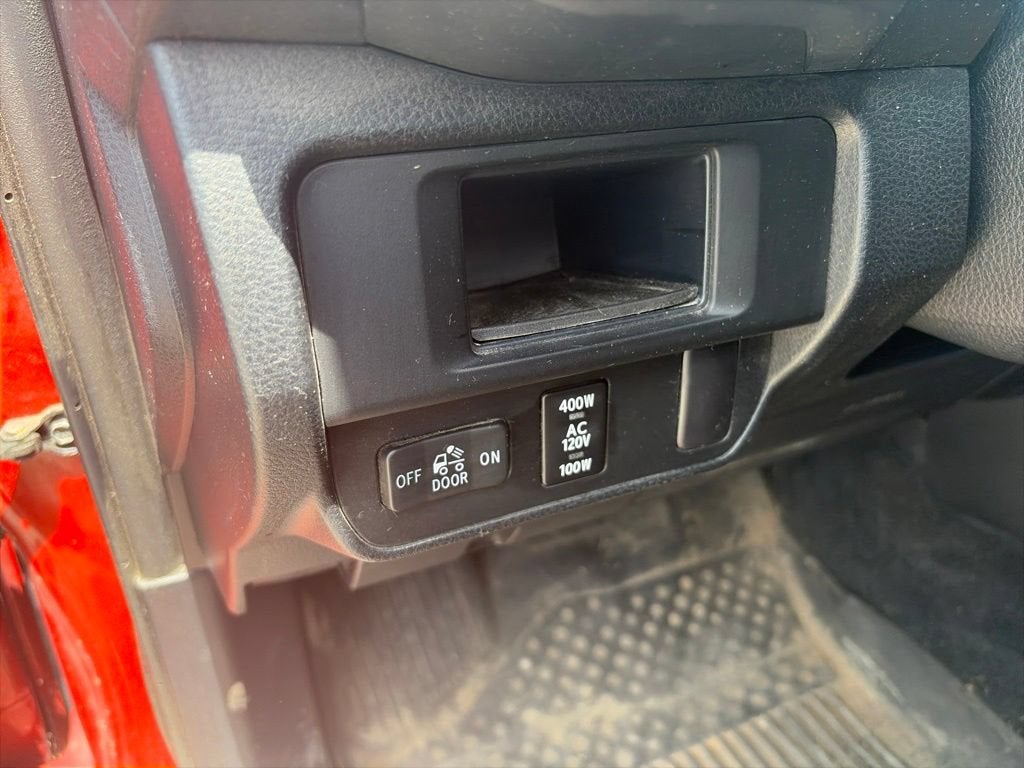 2016 Toyota Tacoma SR5