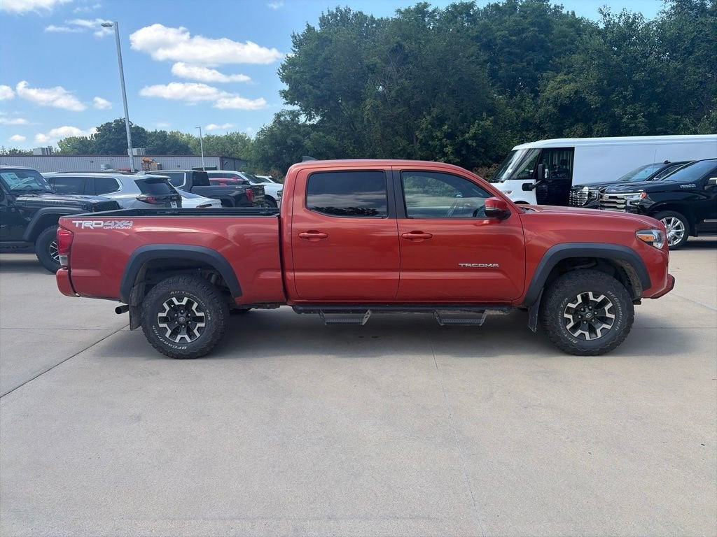 2016 Toyota Tacoma SR5