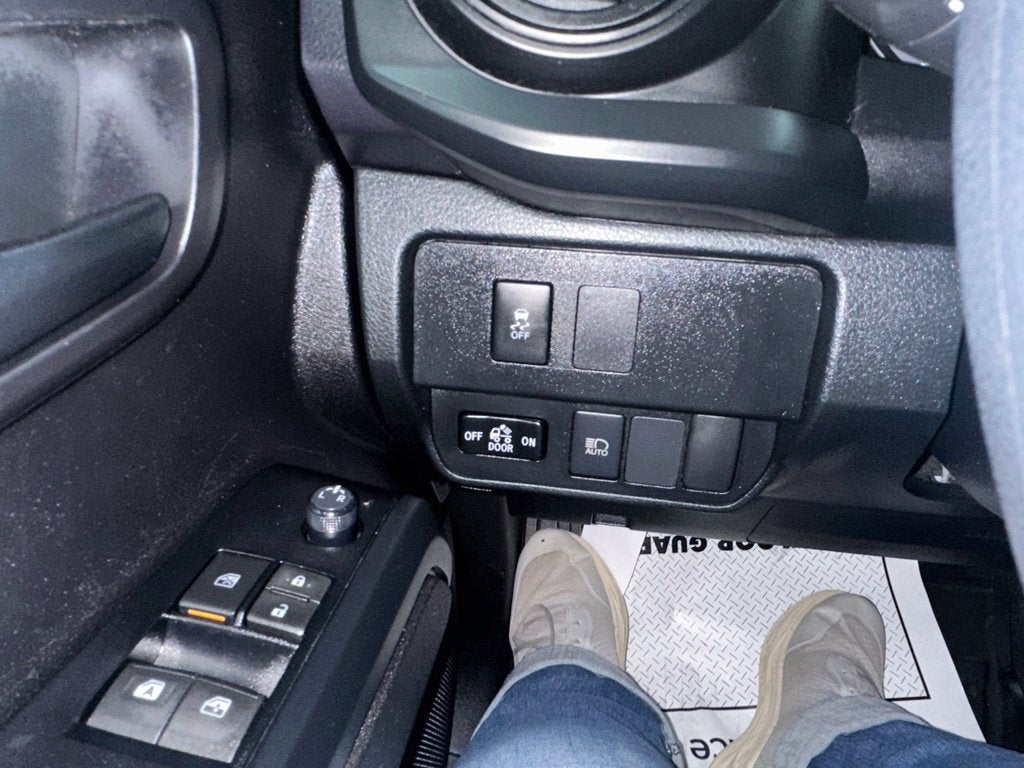 2021 Toyota Tacoma 2WD SR
