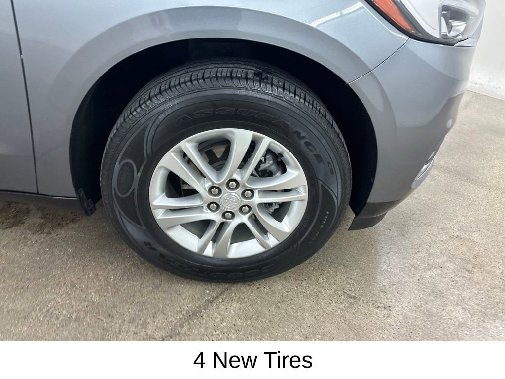 2021 Buick Enclave Essence