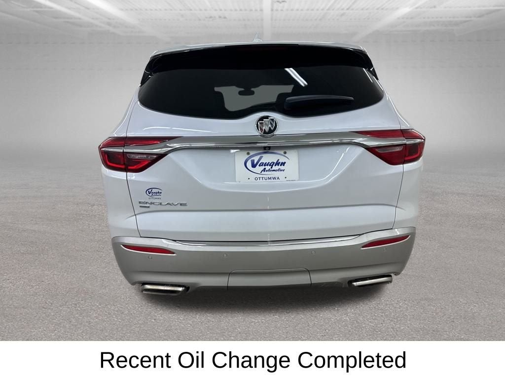 2021 Buick Enclave Essence