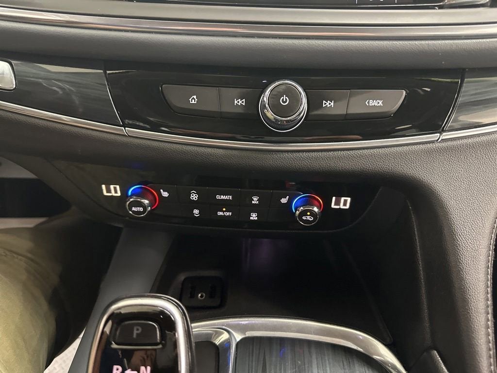 2019 Buick Enclave Essence