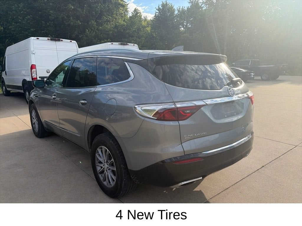 2024 Buick Enclave Essence