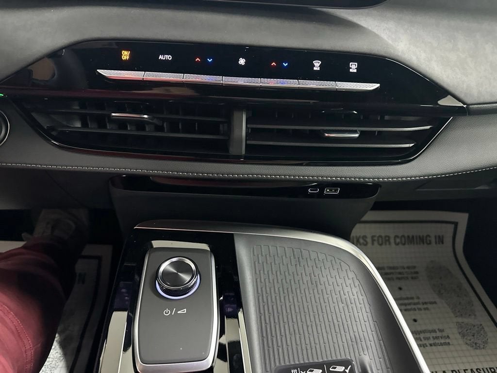 2027 Buick Enclave Sport Touring