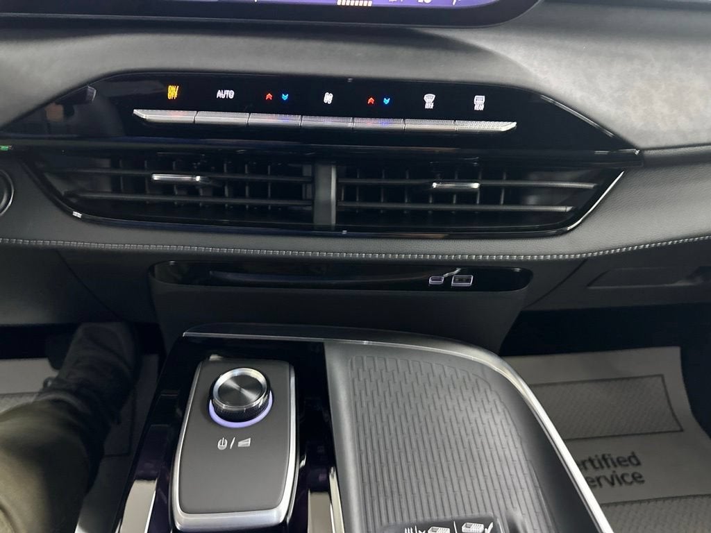2027 Buick Enclave Sport Touring