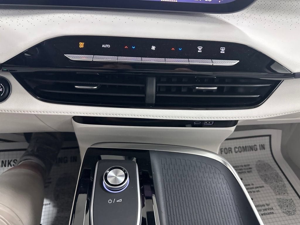 2027 Buick Enclave Avenir