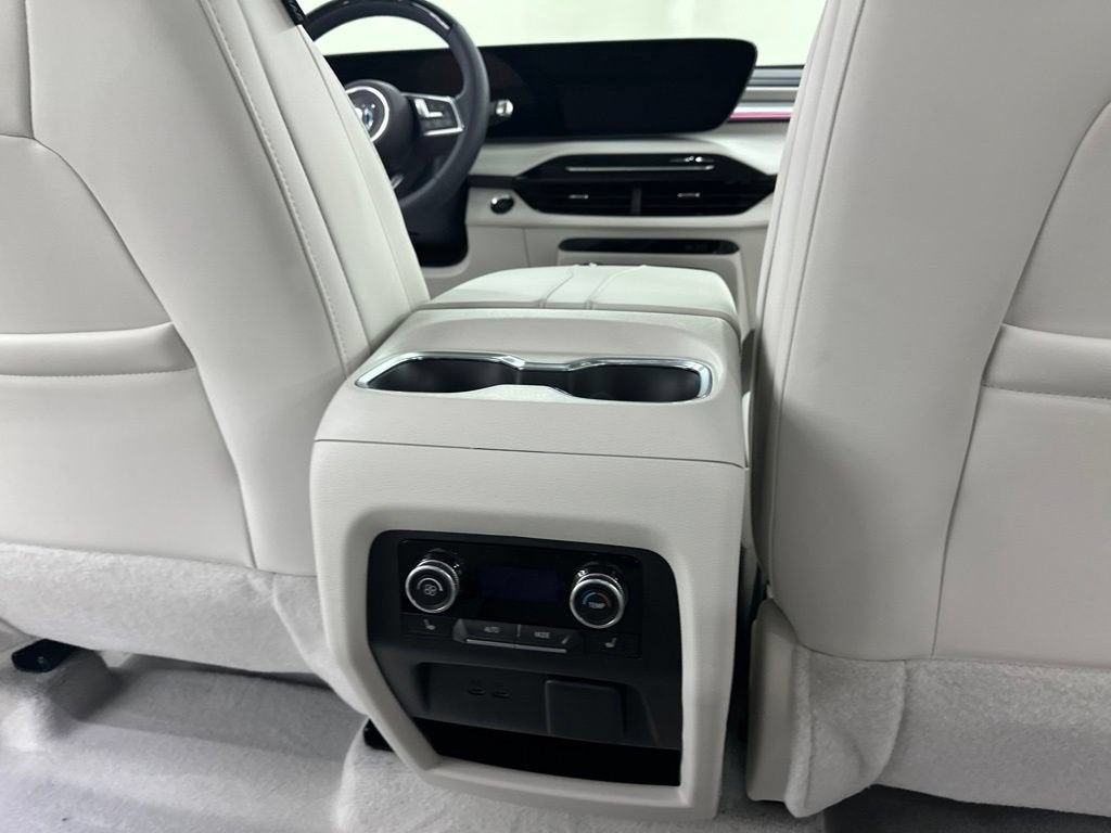 2027 Buick Enclave Avenir
