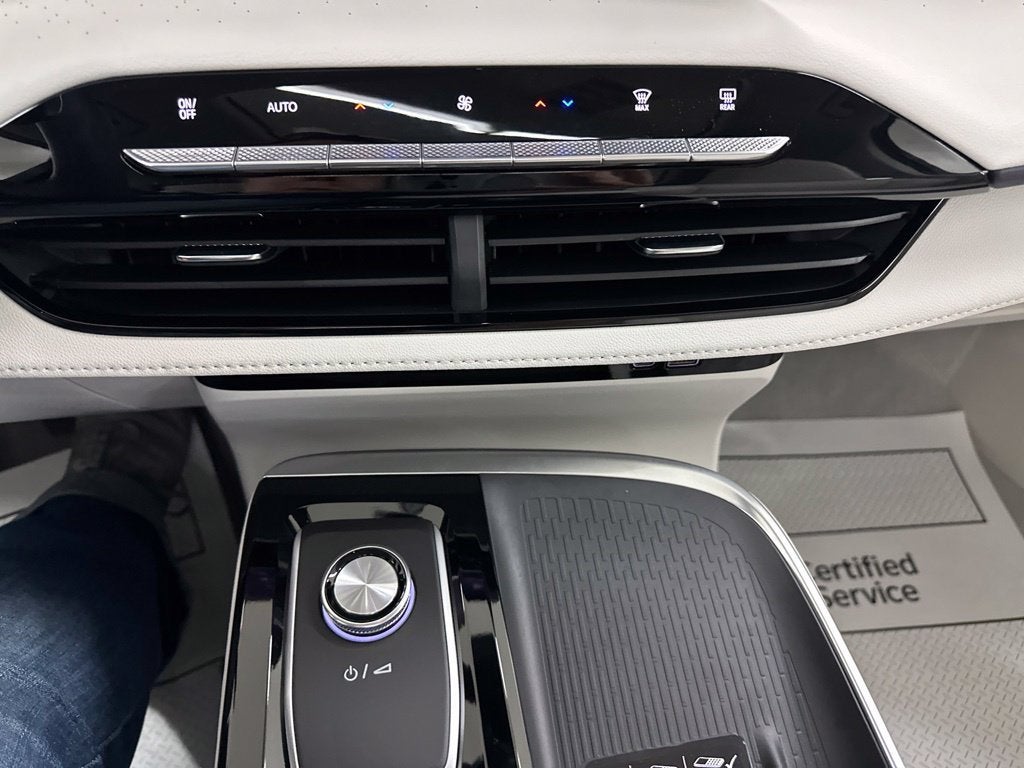 2027 Buick Enclave Avenir