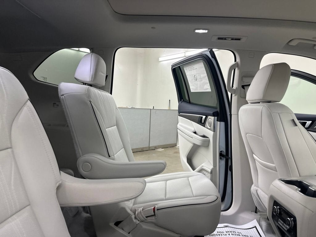 2027 Buick Enclave Avenir