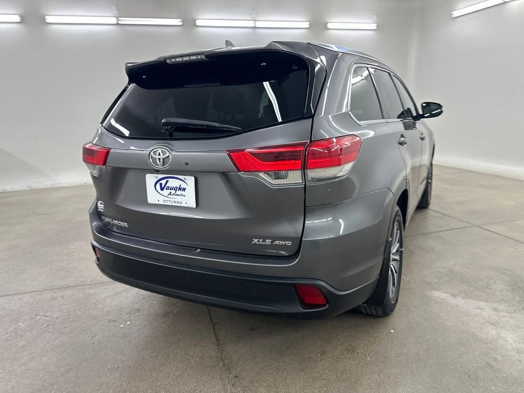 2018 Toyota Highlander SE